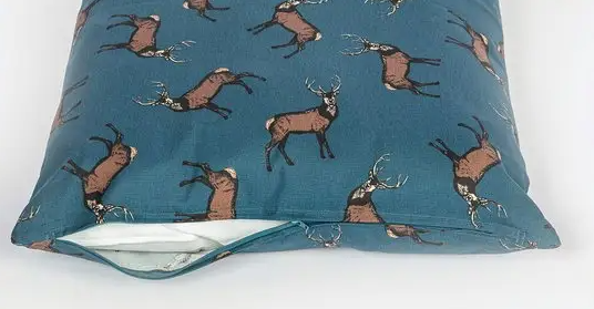 Danish Design Woodland Stag/Hare Deep Duvet Dog Bed